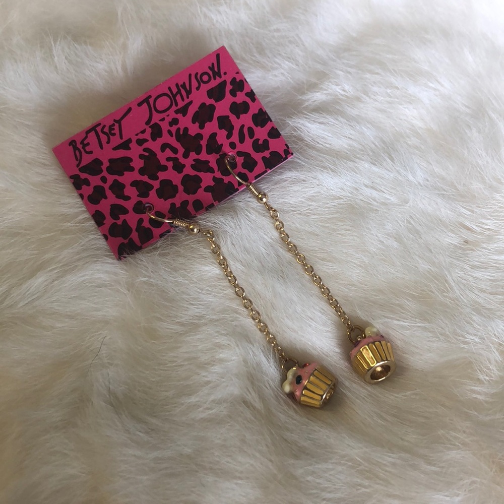 Betsey Johnson cupcake earrings